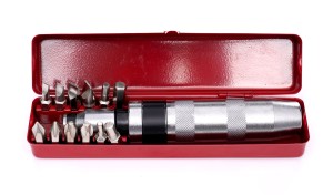 Wkrętak/wykrętak udarowy do podbijania KD1448