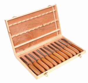 DŁUTA RZEŹBIARSKIE 12EL. KD11775