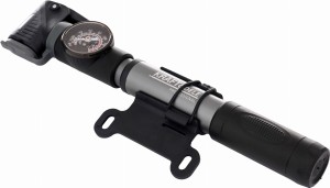 POMPKA ROWEROWA Z MANOMETREM 25x250mm KD11823