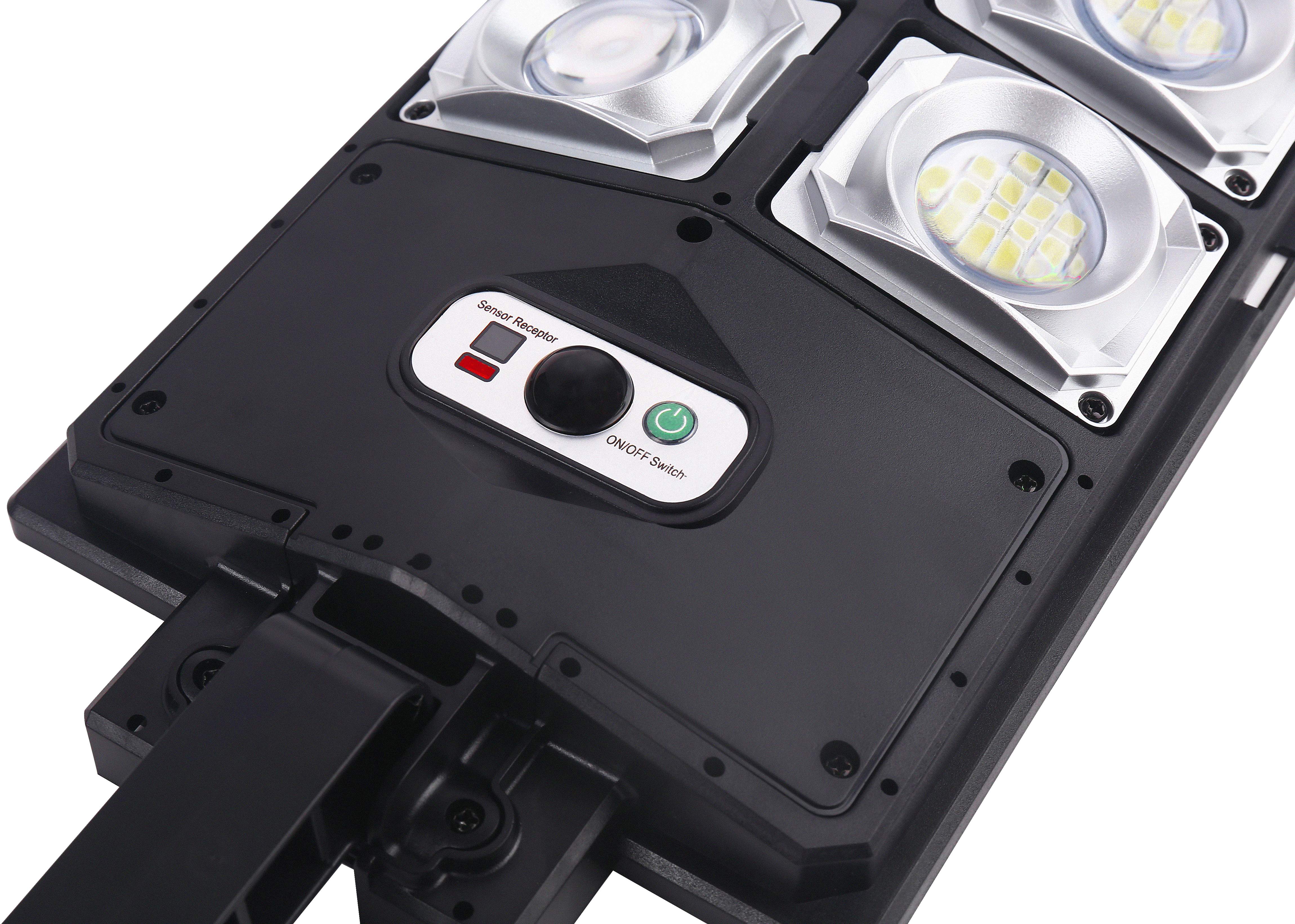 SOLÁRNÍ LED LAMPA S DÁLKOVÝM OVLADAČEM KD3481