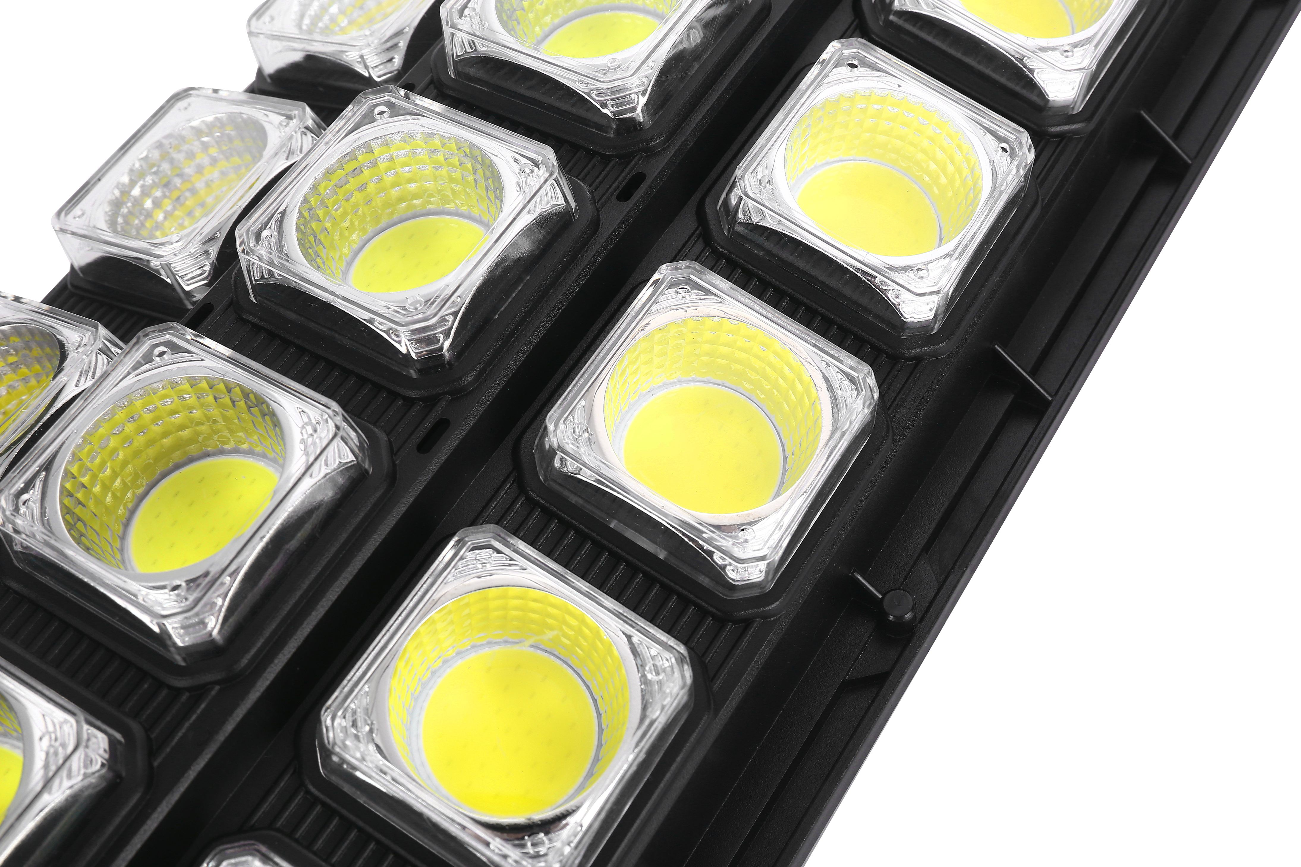 SOLÁRNÍ LED LAMPA S DÁLKOVÝM OVLADAČEM KD3482